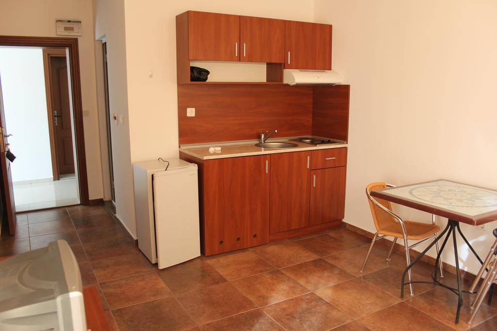Abelia Residence Apartment Regina Солнечный берег Экстерьер фото